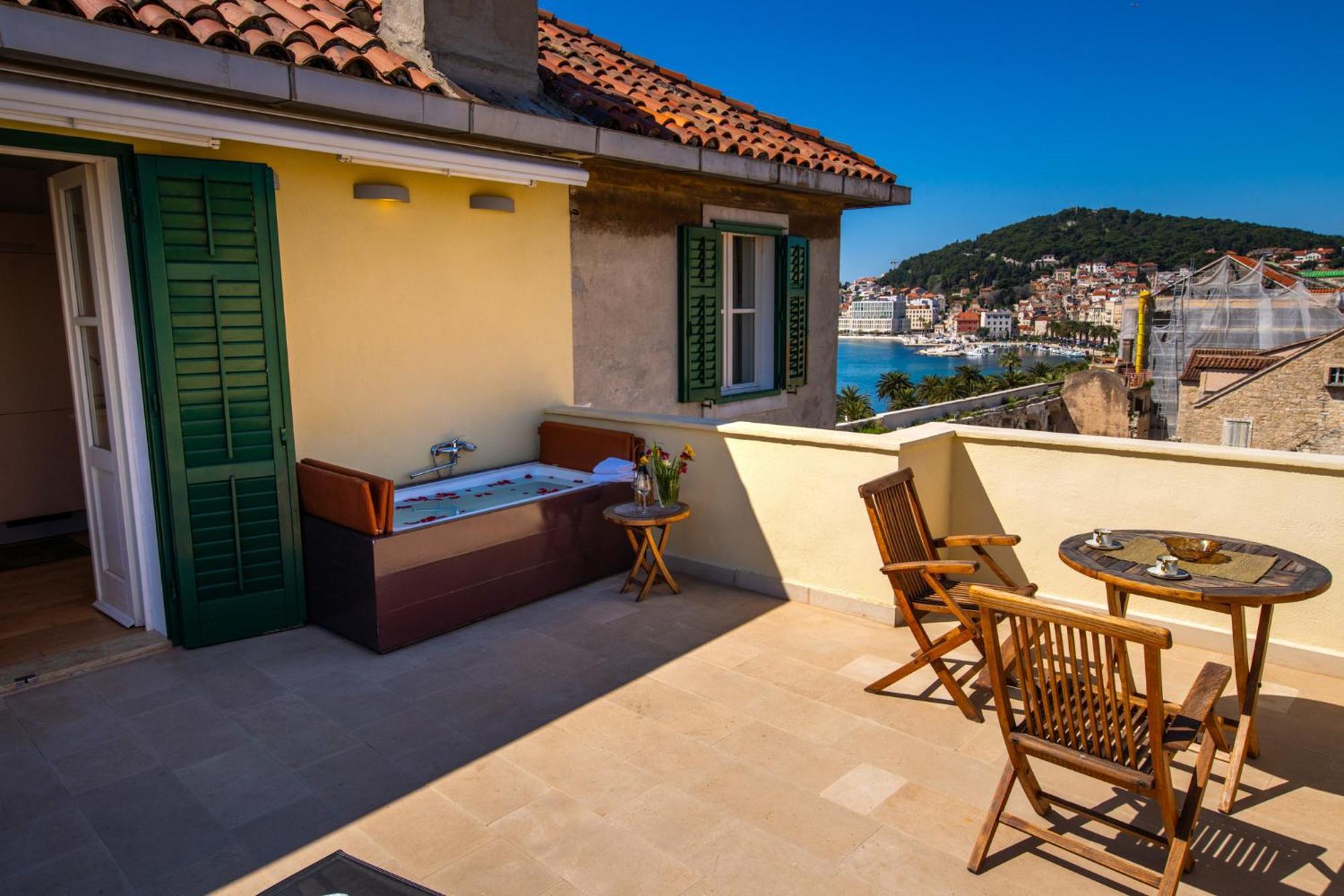 Terazza Grande In Diocletian Tower Apartman Split Kültér fotó