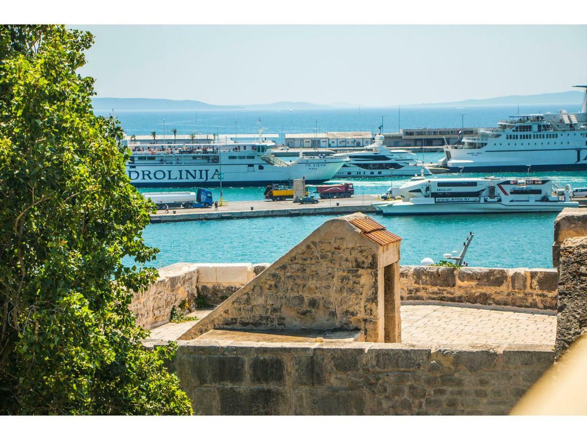 Terazza Grande In Diocletian Tower Apartman Split Kültér fotó